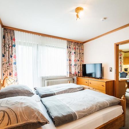 Landhotel Alte Aue アルテンアウ エクステリア 写真